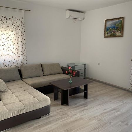 Apartments Epidaurus تْسافتات الغرفة الصورة